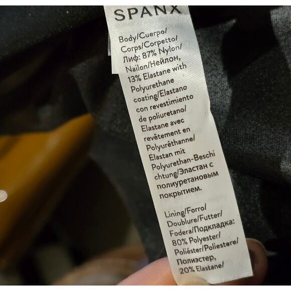 Spanx Rich Black Faux Leather Leggings. medium - Picture 4 of 4